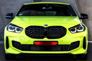 Tai nạn có thể giảm đáng kể nhờ lắp đèn phanh trước và bên hông