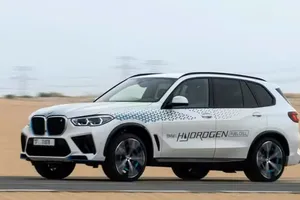 BMW chế tạo pin nhiên liệu hydro mới với kế hoạch đầy tham vọng