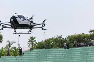 Máy bay không người lái của Trung Quốc lần đầu cất cánh chở khách tại châu Phi