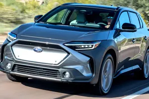 Toyota và subaru bị kiện tập thể vì lỗi ‘chết máy đột ngột’ của xe ô tô điện