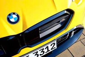 EU xem xét lại lệnh cấm xe xăng dưới áp lực từ Đức