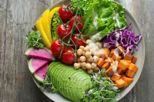 Ăn gì để xây dựng 'lá chắn' miễn dịch trong mùa lạnh?