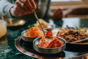 6 lợi ích bất ngờ khi bổ sung thực phẩm lên men vào chế độ ăn