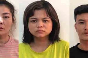 Người mẹ bị tạm giữ vì liên quan vụ nghi bán con ruột