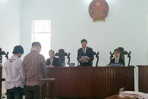 Vụ cướp giật bánh mì: Có thể áp dụng khung hình phạt nhẹ nhất