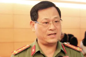 'Quy định thế thì không đủ nhà giam đâu'