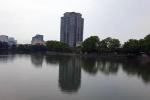 Hà Nội... chợt như mùa đông! 