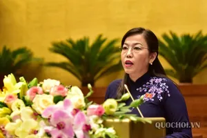  Lắp thiết bị giám sát công chức để trị tham nhũng vặt 