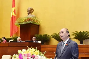 Thủ tướng báo cáo trươc Quốc Hội. Ảnh: chinhphu.vn