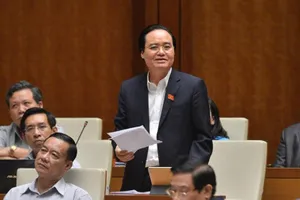 Bộ trưởng Phùng Xuân Nhạ: “Chúng tôi đã trả lại tiền...”