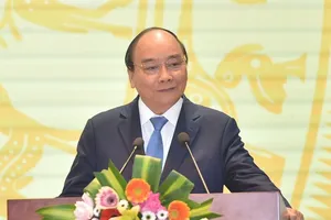 Thủ tướng: Ngân hàng đã chia sẻ khó khăn với dân thế nào? 