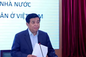 Làm sao để người dân yên tâm đầu tư thay vì mua vàng, đô la?