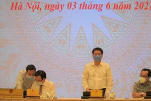 Việt Nam chống COVID-19 tốt nên vắc-xin ưu tiên 'điều' sang Lào, Campuchia