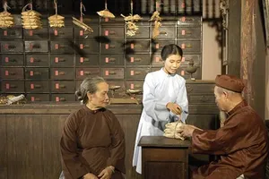 Xây bệnh viện y học cổ truyền để giảm tải bệnh viện