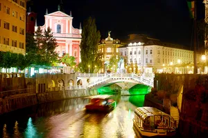 Cảnh đẹp của 20 nước hòa bình nhất thế giới