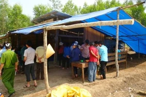 Giữ quán một mình, thiếu nữ chết bất thường