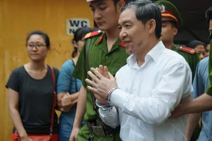 Vụ án Dương Chí Dũng: Hai bị cáo bị tuyên án tử tươi cười sau phiên xử