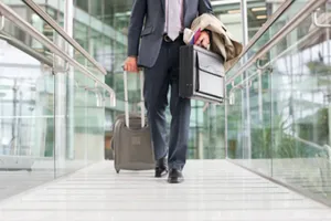 Thủ trưởng các đơn vị nên hạn chế đi công tác