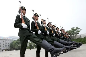 Trung Quốc cho bệnh nhân tâm thần phân liệt nhập ngũ