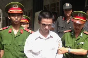Y án tử hình kẻ nhẫn tâm giết bạn gái tàn tật để cướp vàng