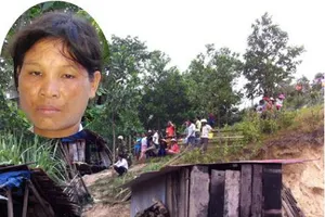 Kinh hoàng mẹ siết chết con 2 tháng tuổi đang bú vì giận chồng