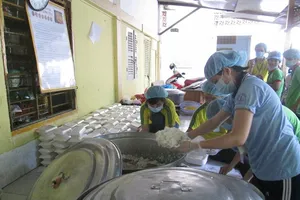 Cần Thơ: Hơn chục ngàn xuất ăn miễn phí cho thí sinh thi ĐH