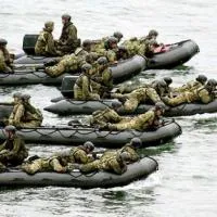 Trung Quốc bất an vì Nhật vừa thay đổi chính sách quân đội