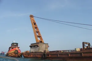 Chìm tàu ở Kê Gà: Đã cứu được 12/19 thuyền viên bị nạn