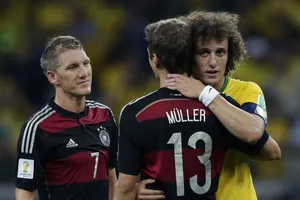 TIẾT LỘ: Cầu thủ Đức thỏa thuận "không làm nhục" Brazil trong hiệp 2