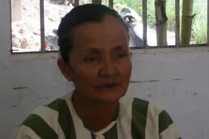 Bắt người bán vé số lừa lấy vé số trúng giải đặc biệt của khách