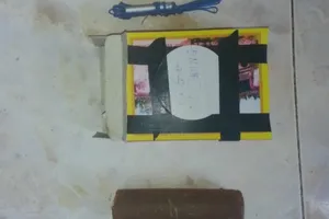 Không đòi được tiền góp vốn làm ăn, gửi TNT... làm quà