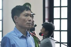 Đang xét xử Dương Tự Trọng tội lợi dụng chức vụ quyền hạn