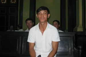 Phúc thẩm vụ “Nhậu xong đi tè bị quy tội cướp”: Hủy án, điều tra lại