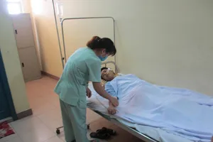 Bắt đối tượng hành hung bác sĩ