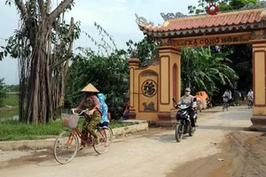 Kỳ lạ làng con gái không mang họ cha