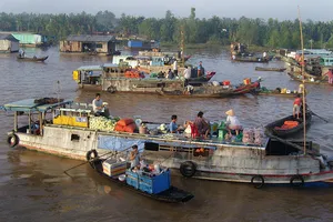 Không được nhập khẩu phương tiện thủy không rõ ‘tuổi’