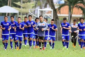 Chùm ảnh buổi tập đầu tiên của tuyển Việt Nam trên sân Malaysia