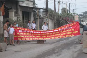 Đồng Nai: Dân lại chặn xe ben vào mỏ đá