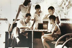 Ông Lý Quang Diệu dạy con như thế nào?