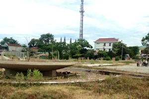 Ngày cuối cùng của đôi vợ chồng kẹp mìn tự sát vì vỡ nợ