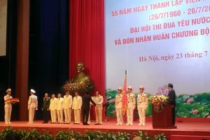 Trao tặng Huân chương Độc lập hạng Nhất cho ngành Kiểm sát nhân dân 