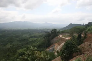 Mở rộng thành phố Đà Nẵng lên tận biên giới với Lào?