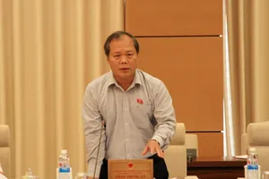 Có quá nửa số phiếu không tín nhiệm có thể xin từ chức