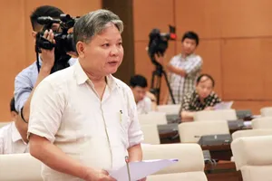 Bất cập danh mục bí mật nhà nước: 'Không phải cái gì cũng đóng dấu Mật'