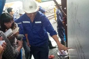 Bục túi nước trong lò than, 1 người chết, 1 người mất tích 