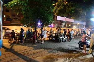 Hà Nội: Nam thanh niên rơi từ tầng 4 xuống đất tử vong