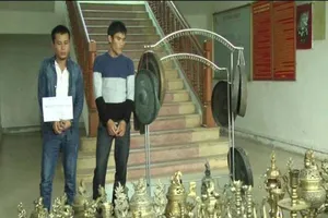 Bắt ‘siêu trộm’ lư hương đồng, đồ thờ 