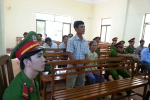 'Người trói kẻ trộm' lãnh 6 tháng cải tạo không giam giữ