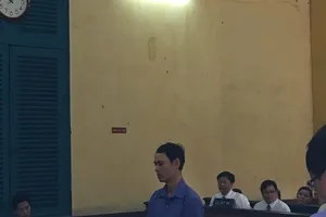 Người bị dơ cứ đòi vào nhậu, bị đánh chết