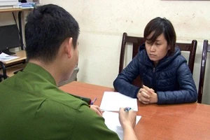 Dùng CMND giả rút 700 triệu đồng lòi ra đường dây… ‘rửa’ tiền xuyên quốc gia